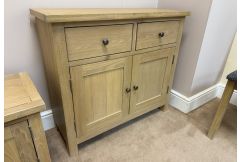 Country Oak - Medium Sideboard - Clearance