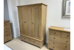 Country Oak - Triple Wardrobe - Clearance
